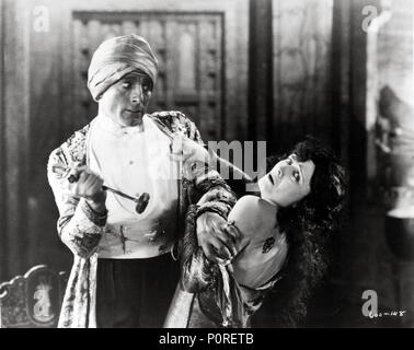 Original Film Titel: Der Cheat. Englischer Titel: Der Cheat. Film Regie: George FITZMAURICE. Jahr: 1923. Stars: POLA NEGRI. Quelle: Paramount Pictures/Album Stockfoto