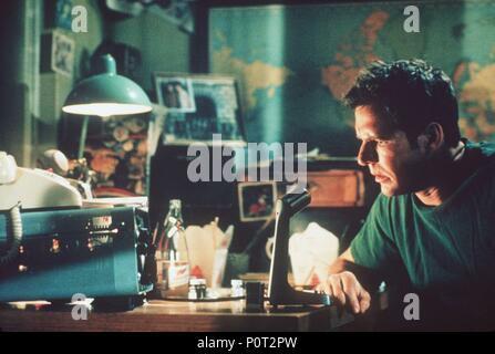 Original Film Titel: Frequenz. Englischer Titel: Frequenz. Regisseur: GREGORY HOBLIT. Jahr: 2000. Stars: Dennis Quaid. Quelle: New Line Cinema/Album Stockfoto