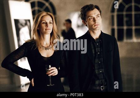 Original Film Titel: näher. Englischer Titel: näher. Regisseur: Mike Nichols. Jahr: 2004. Stars: Julia Roberts, Jude Law. Quelle: Columbia Pictures/Album Stockfoto