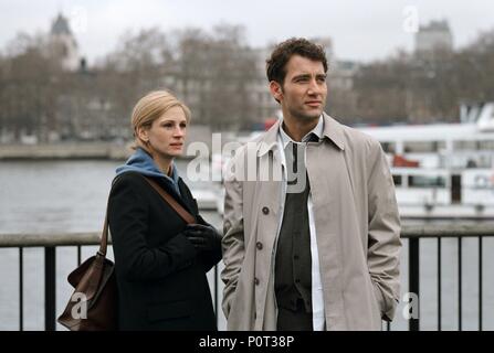 Original Film Titel: näher. Englischer Titel: näher. Regisseur: Mike Nichols. Jahr: 2004. Stars: Julia Roberts und Clive Owen. Quelle: Columbia Pictures/Album Stockfoto