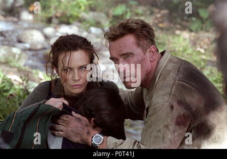 Original Film Titel: KOLLATERALSCHÄDEN. Englischer Titel: KOLLATERALSCHÄDEN. Regisseur: Andrew Davis. Jahr: 2002. Stars: Francesca neri; ARNOLD SCHWARZENEGGER. Quelle: WARNER BROS. Bilder / Album Stockfoto