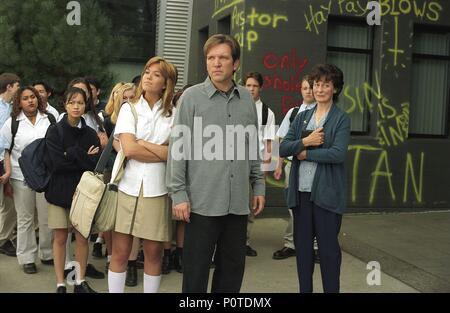 Original Film Titel: GERETTET!. Englischer Titel: GERETTET!. Regisseur: Brian DANNELLY. Jahr: 2004. Stars: MANDY MOORE; MARTIN DONOVAN; ELIZABETH THAI. Quelle: UNITED ARTISTS/PERA, DIYAH/Album Stockfoto