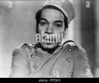 Original Film Titel: GRAN HOTEL. Englischer Titel: GRAN HOTEL. Regisseur: MIGUEL M. DELGADO. Jahr: 1944. Stars: CANTINFLAS. Credit: POSA FILME, S.A./Album Stockfoto