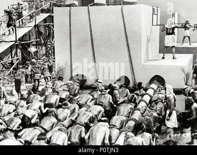 Original Film Titel: DIE ZEHN GEBOTE. Englischer Titel: DIE ZEHN GEBOTE. Regisseur: CECIL B DEMILLE. Jahr: 1956. Quelle: Paramount Pictures/Album Stockfoto