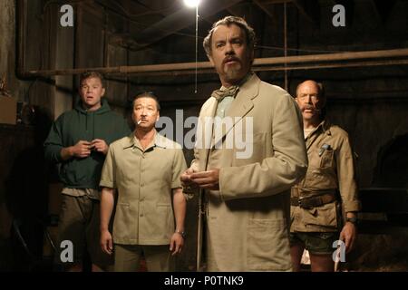 Original Film Titel: LADYKILLERS. Englischer Titel: The LADYKILLERS. Regisseur: Ethan COEN, Joel Coen. Jahr: 2004. Stars: Tom Hanks; TZI MA; J K SIMMONS; RYAN HURST. Credit: TOUCHSTONE PICTURES/JACOBSON COMPANY/Album Stockfoto