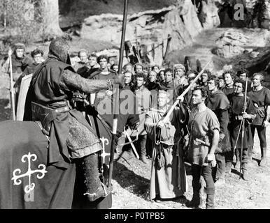 Original Film Titel: DIE GESCHICHTE VON ROBIN HOOD UND SEINEN MERRIE MÄNNER. Englischer Titel: DIE GESCHICHTE VON ROBIN HOOD UND SEINEN MERRIE MÄNNER. Regisseur: KEN ANNAKIN. Jahr: 1952. Stars: JAMES HAYTER; Richard Todd. Credit: WALT DISNEY PRODUCTIONS/Album Stockfoto