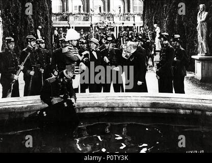 Original Film Titel: DER KAISER Walzer. Englischer Titel: DER KAISER Walzer. Regisseur: Billy Wilder. Jahr: 1948. Stars: Bing Crosby. Quelle: Paramount Pictures/Album Stockfoto