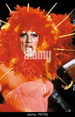 Original Film Titel: Die Abenteuer von Priscilla, Königin der Wüste. Englischer Titel: Die Abenteuer von Priscilla, Königin der Wüste. Regisseur: Stephan Elliott. Jahr: 1994. Stars: Terence Stamp. Credit: POLYGRAM/Album Stockfoto