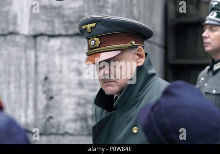 Original Film Titel: DER UNTERGANG. Englischer Titel: Untergang: HITLER UND DAS ENDE DES DRITTEN REICHES, DIE. Regisseur: Oliver Hirschbiegel. Jahr: 2004. Stars: ADOLF HITLER; Bruno Ganz. Quelle: Constantin Film/Album Stockfoto