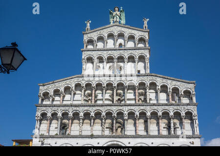 Italien, Toskana, Lucca, San Michele in Foro Kirche, Fassade Stockfoto