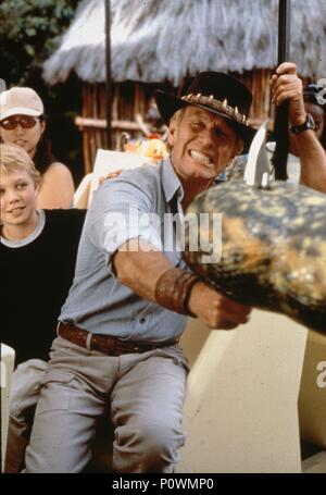 Original Film Titel: CROCODILE DUNDEE IN LOS ANGELES. Englischer Titel: CROCODILE DUNDEE IN LOS ANGELES. Regisseur: Simon WINCER. Jahr: 2001. Stars: Paul Hogan. Credit: BUNGALOW PRODUKTIONEN/SILVER LION FILME/VISIONVIEW/Album Stockfoto