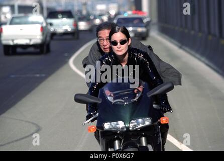 Original Film Titel: MATRIX RELOADED, DER. Englischer Titel: MATRIX RELOADED, DER. Regisseur: Andy Wachowski, Larry Wachowski. Jahr: 2003. Stars: CARRIE-ANNE MOSS; RANDALL DUK KIM. Quelle: WARNER BROS. Bilder / Album Stockfoto