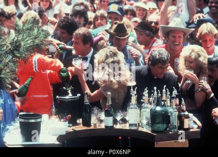 Original Film Titel: CANNONBALL RUN. Englischer Titel: CANNONBALL RUN. Film Regie: HAL NEEDHAM. Jahr: 1981. Quelle: 20th Century Fox/GOLDEN HARVEST/Album Stockfoto