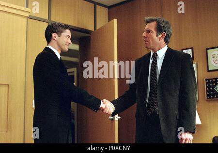 Original Film Titel: IN GUTER GESELLSCHAFT. Englischer Titel: IN GUTER GESELLSCHAFT. Regisseur: Paul Weitz. Jahr: 2004. Stars: Dennis Quaid, Topher Grace. Credit: UNIVERSAL STUDIOS/Album Stockfoto