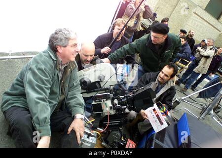 Original Film Titel: analysieren, DASS. Englischer Titel: WÜSTENWANDERUNG. Regisseur: Harold Ramis. Jahr: 2002. Stars: Harold Ramis. Credit: WARNER BROS./VILLAGE ROADSHOW FILME/Album Stockfoto