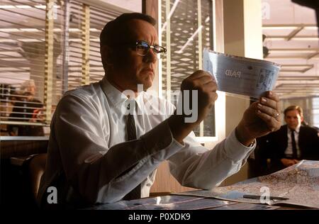 Original Film Titel: Fang mich, wenn du kannst. Englischer Titel: Fang mich, wenn du kannst. Regisseur: Steven Spielberg. Jahr: 2002. Stars: Tom Hanks. Quelle: DREAMWORKS/COOPER, ANDREW/Album Stockfoto