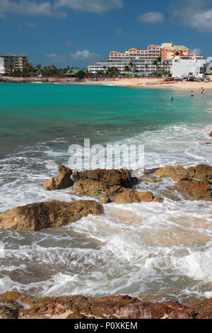 Meer Golf in tropischen Resort. Philipsburg, Saint-Martin Stockfoto