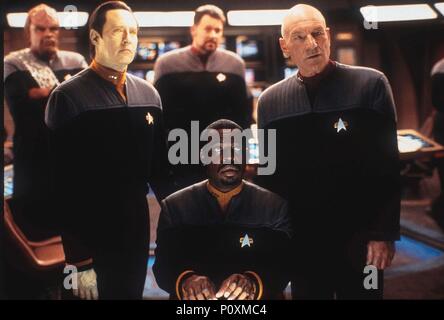 Original Film Titel: STAR TREK: NEMESIS. Englischer Titel: STAR TREK: NEMESIS. Regisseur: Stuart Baird. Jahr: 2002. Stars: Patrick Stewart, Brent Spiner, Michael Dorn, Jonathan Frakes, LEVAR BURTON. Quelle: Paramount Pictures/Album Stockfoto