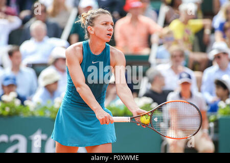 Paris, Frankreich. 9. Juni, 2018. Simona Halep (ROU) Tennis: Simona Halep von Rumänien während der Frauen singles Finale der French Open Tennis Turnier gegen Sloane Stephens der Vereinigten Staaten bei den Roland Garros in Paris, Frankreich. Quelle: LBA/Alamy leben Nachrichten Stockfoto