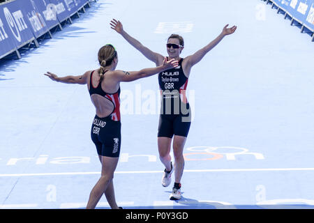 Leeds, Großbritannien. 10. Juni 2018. Vicky Holland Großbritannien gewinnt die Elite Rennen der Frauen. Und Georgien Taylor-Brown Großbritannien nimmt an zweiter Stelle. Credit: Dan Cooke Credit: Dan Cooke/Alamy leben Nachrichten Stockfoto