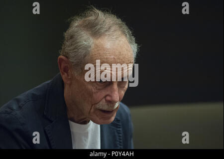 Buenos Aires, Buenos Aires, Argentinien. 29 Mai, 2018. Italienische Dichter, Schriftsteller und Übersetzer Erri de Luca in einem Interview. Credit: Patricio Murphy/ZUMA Draht/Alamy leben Nachrichten Stockfoto