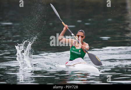 Belgrad, Serbien. 10 Jun, 2018. Tamara Takacs von Hun konkurriert in Women's Kayak Single (K1), 5000m Rennen Credit: Nikola Krstic/Alamy leben Nachrichten Stockfoto
