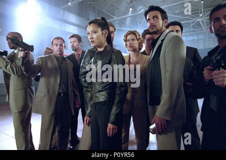 Original Film Titel: WIEGE 2 das Grab. Englischer Titel: WIEGE 2 das Grab. Regisseur: ANDRZEJ BARTKOWIAK. Jahr: 2003. Stars: Kelly HU. Credit: SILBER BILDER/WARNER BROS./Album Stockfoto