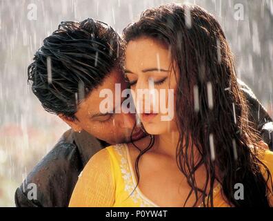 Original Film Titel: VEER - ZAARA. Englischer Titel: VEER - ZAARA. Regisseur: Yash Chopra. Jahr: 2004. Stars: Rani Mukherjee; Shah Rukh Khan. Bild: Yash Raj Films/Album Stockfoto