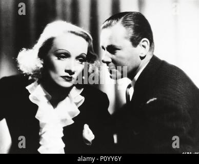 Original Film Titel: ENGEL. Englischer Titel: ENGEL. Regisseur: Ernst Lubitsch. Jahr: 1937. Stars: Marlene Dietrich; Herbert Marshall. Quelle: Paramount Pictures/Album Stockfoto