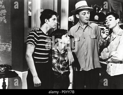 Original Film Titel: GOING MY WAY. Englischer Titel: GOING MY WAY. Regisseur: LEO MCCAREY. Jahr: 1944. Stars: Bing Crosby. Quelle: Paramount Pictures/Album Stockfoto