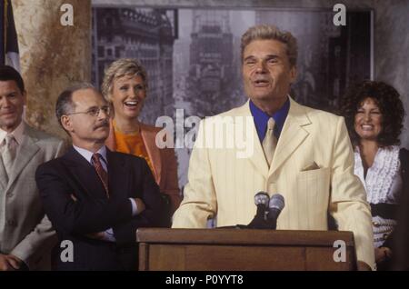 Original Film Titel: ein starker Wind. Englischer Titel: ein starker Wind. Regisseur: Christopher Guest. Jahr: 2003. Stars: Fred Willard; JANE LYNCH; MICHAEL MANTELL; JENNIFER COLLIDGE. Credit: CASTLE ROCK ENTERTAINMENT/TENNER, SUZANNE/Album Stockfoto