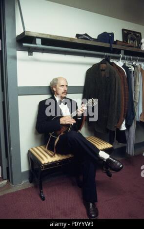 Original Film Titel: ein starker Wind. Englischer Titel: ein starker Wind. Regisseur: Christopher Guest. Jahr: 2003. Stars: Christopher Guest. Credit: CASTLE ROCK ENTERTAINMENT/TENNER, SUZANNE/Album Stockfoto