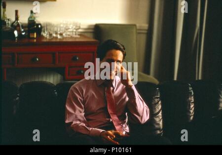 Original Film Titel: kleine Gauner. Englischer Titel: SMALL TIME CROOKS. Regisseur: WOODY ALLEN. Jahr: 2000. Stars: Hugh Grant. Credit: CLIFFORD, JOHN/Album Stockfoto