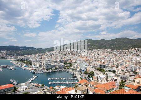 Altstadt und Hafen von Kavala, Griechenland Stockfoto