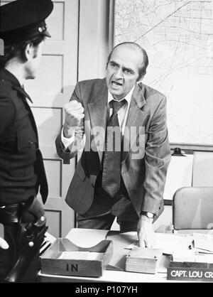 Original Film Titel: Kojak - TV. Englischer Titel: Kojak - TV. Jahr: 1973. Stars: DAN FRAZER. Quelle: UNIVERSAL TV/Album Stockfoto