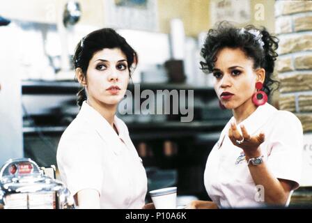 Original Film Titel: UNGEZÄHMTE HERZEN. Englischer Titel: UNGEZÄHMTE HERZEN. Regisseur: TONY BILL. Jahr: 1993. Stars: Marisa Tomei; Rosie Perez. Credit: M.G.M/BIRMELIN, Bruce/Album Stockfoto