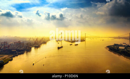 Sunrise Landschaft des Huangpu Wharf in Guangzhou, China Stockfoto