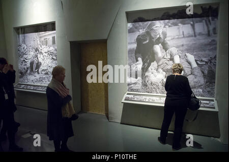 Berühmte Bild der Opfer der Belagerung von Warschau während der nationalsozialistischen deutschen Überfall auf Polen im September 1939, die von amerikanischen Fotografen Julien Bryan als p Stockfoto