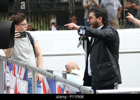 London, England. 9. Juni 2018. Zehntausende von patriotischen Englisch Protest zu Freier Journalist Tommy Robinson, die sie als nationale Helden beschreiben Stockfoto