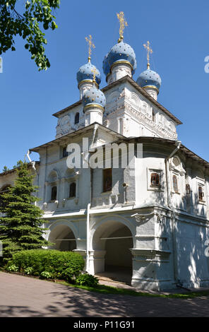 Die Kasaner Kirche (Kirche der Kasaner Ikone der Mutter Gottes) in Kolomenskoye. Moskau, Russland. Stockfoto