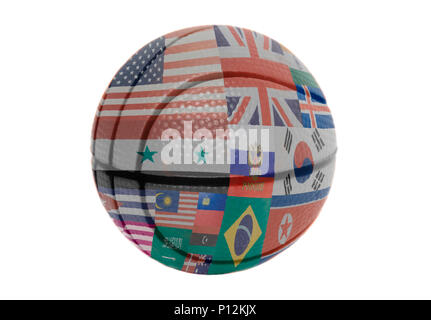 Flaggen aller Länder der Welt auf volleyball Ball auf weißem Hintergrund Stockfoto