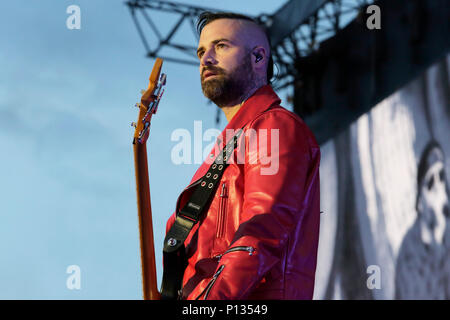 Johnny Christi der Avenged Sevenfold führt auf der Bühne am Download Festival 2018 in Donington Park, Derby am 8. Juni 2018. Stockfoto