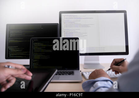 Programmierer arbeiten Entwicklung Programmierung Technologien Web Design Online Technologie Stockfoto