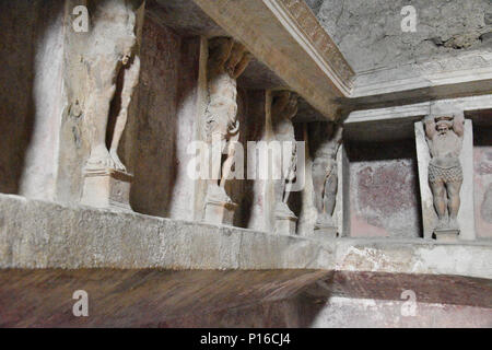 Das Forum Bäder hinter dem Tempel des Jupiter in der antiken Stadt Pompeji, Italien. Stockfoto