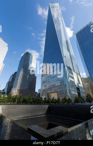 9/11 Memorial. World Trade Center. August 2016. New York City, Vereinigte Staaten von Amerika Stockfoto