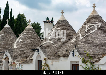 Einzigartige kleine Süd Italia Stadt Alberobello mit antient Steine konische Häuser Trullo, Reiseziel, Region Apulien in der Nähe von Bari Stockfoto