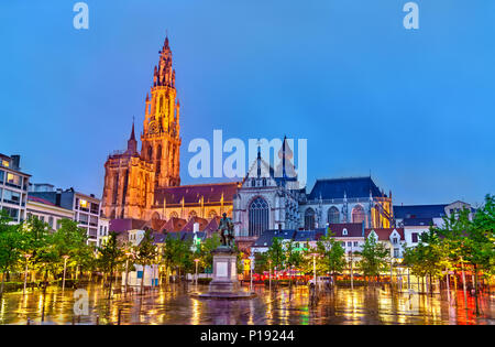 Die Kathedrale Unserer Lieben Frau in Antwerpen. Ein UNESCO-Weltkulturerbe in Belgien Stockfoto