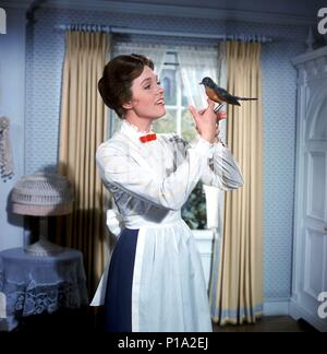 Original Film Titel: MARY POPPINS. Englischer Titel: MARY POPPINS. Regisseur: Robert Stevenson. Jahr: 1964. Stars: Julie Andrews. Credit: WALT DISNEY PRODUCTIONS/Album Stockfoto