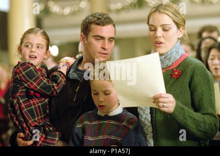 Original Film Titel: Leiter 49. Englischer Titel: Leiter 49. Film Regie: JAY RUSSELL. Jahr: 2004. Stars: Jacinda Barrett; JOAQUIN PHOENIX; SPENCER BERGLUND; BROOKE HAMLIN. Credit: TOUCHSTONE PICTURES/Album Stockfoto
