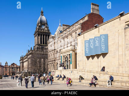 Yorkshire England Leeds yorkshire Leeds Rathaus von Leeds Leeds City Art Gallery Central Library headrow Zentrum der Stadt Leeds Yorkshire England uk Gb Stockfoto